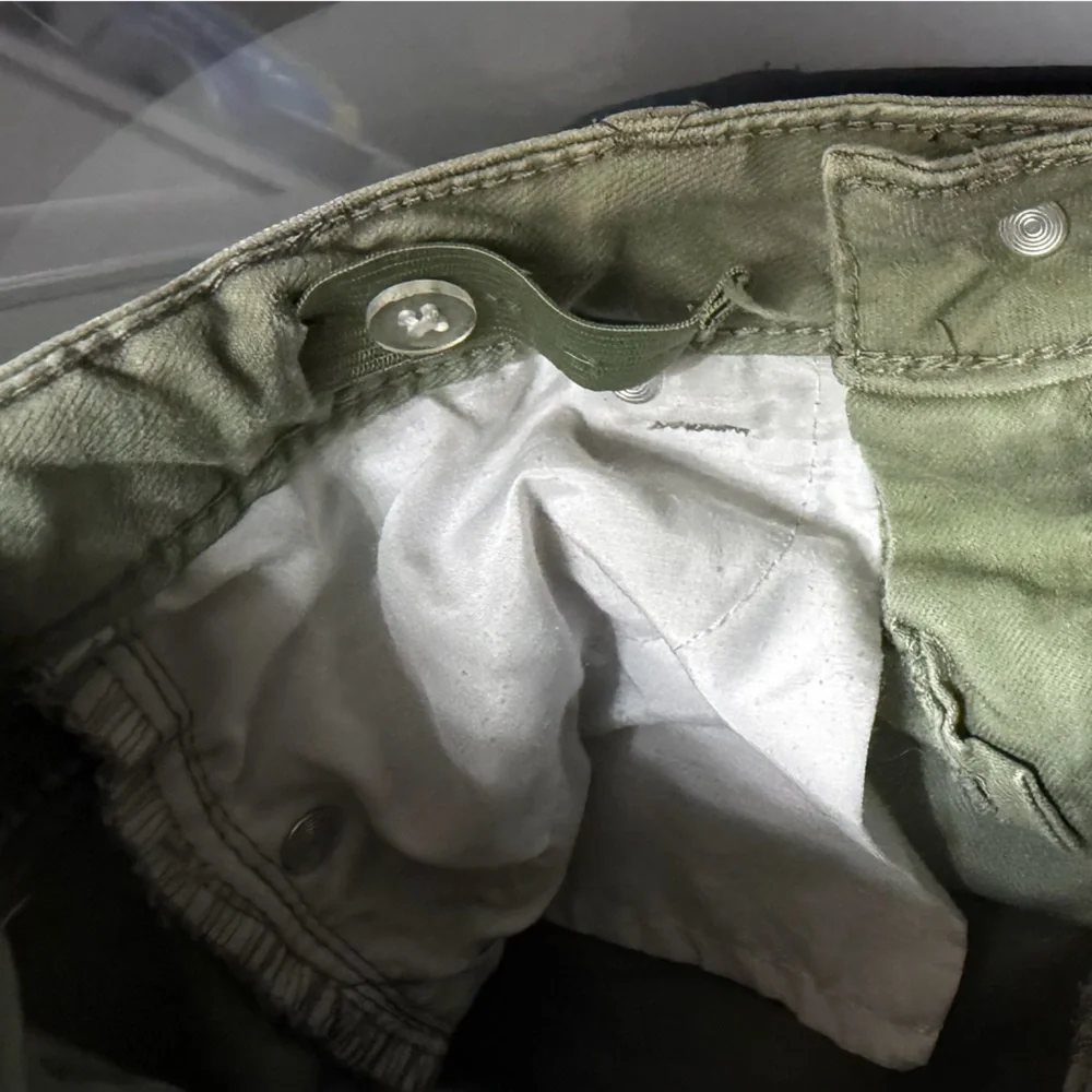 Girls size 7 Mudd Green Embroidered Denim Shorts